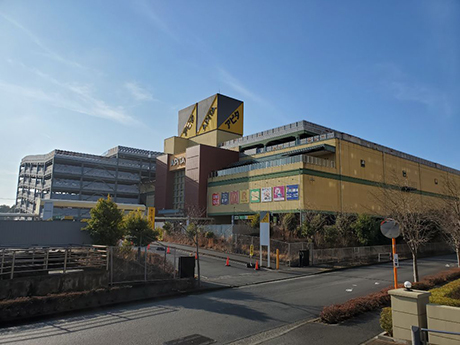 アピタ長津田 外観写真